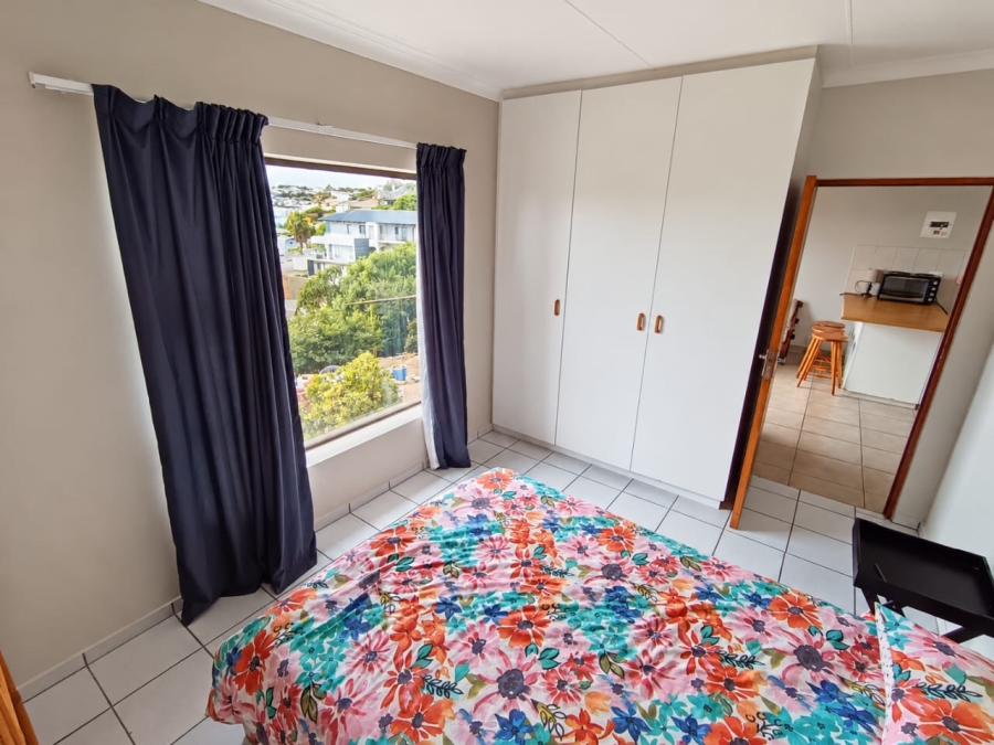 To Let 2 Bedroom Property for Rent in Santos Bay Western Cape